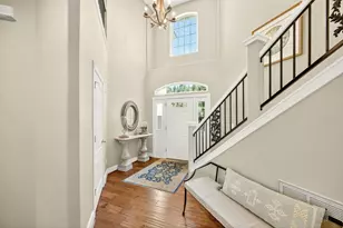 161 Sunnyview Dr, Ashland, OR 97520 - Photo 1