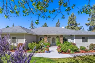 10046 Dowitcher Rd, Klamath Falls, OR 97601 - Photo 1