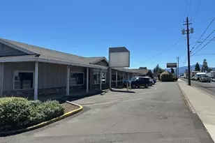 765 S Riverside Ave, Medford, OR 97501 - Photo 1