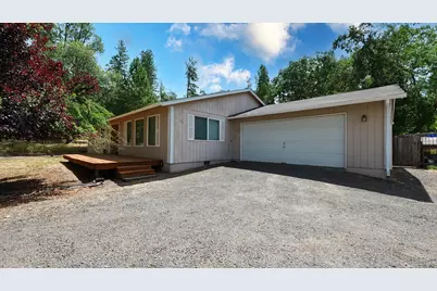 20 Laurel Drive, Shady Cove, OR 97539 - Photo 1