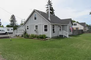 3428 Shasta Way, Klamath Falls, OR 97603 - Photo 1