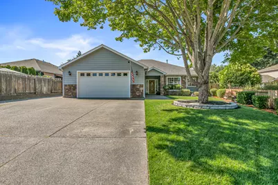 121 SW Mini Lane, Grants Pass, OR 97527 - Photo 1