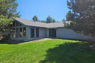 424 NW Birdie Ln, Madras, OR 97741 - Photo 1