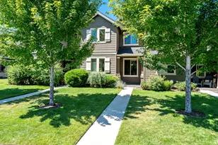 3343 SW 28th St, Redmond, OR 97756 - Photo 1