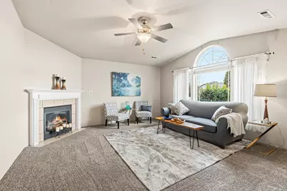 1735 Pearl Eye Lane, Medford, OR 97504 - Photo 1