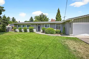 2741 Ruth Dr, Medford, OR 97504 - Photo 1