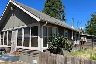 1500 Prune St, Medford, OR 97501 - Photo 1