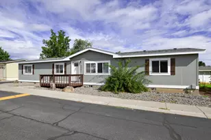 2447 SW Mariposa Loop, Redmond, OR 97756 - Photo 1