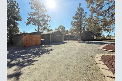 20851 89th Street, Bend, OR 97703 - Photo 1