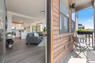 20526 NE Empire Ave, Bend, OR 97701 - Photo 1