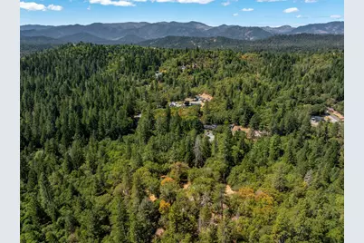 395 Stewart Road, Grants Pass, OR 97526 - Photo 1