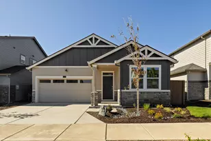 21621 SE Fuji Dr, Bend, OR 97702 - Photo 1