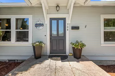 708 S Peach Street, Medford, OR 97501 - Photo 1