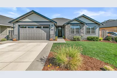 3275 Fallen Oak Drive, Medford, OR 97504 - Photo 1