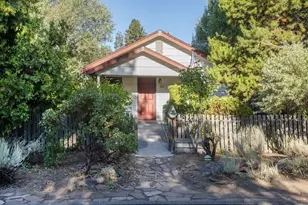 831 NW Federal St, Bend, OR 97703 - Photo 1