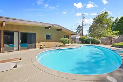 1496 NW Highland Avenue, Grants Pass, OR 97526 - Photo 1