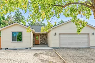 834 Quail Park Cir, Klamath Falls, OR 97601 - Photo 1