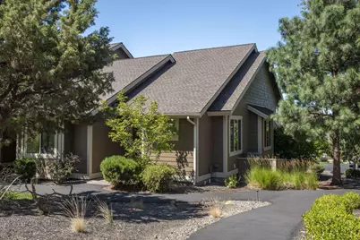 10681 Village Loop, Redmond, OR 97756 - Photo 1