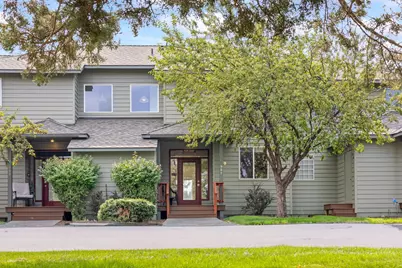 987 Golden Pheasant Drive, Redmond, OR 97756 - Photo 1