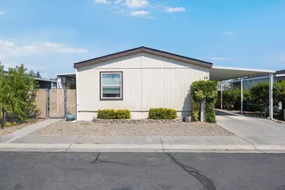 1570 S Peach Street #53, Medford, OR 97501 - Photo 1