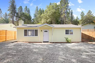 231 Acorn Street, Merlin, OR 97532 - Photo 1