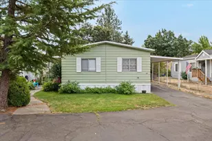 6850 Downing Rd, Central Point, OR 97502 - Photo 1