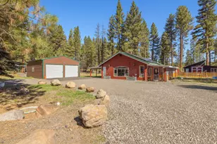 4093 Round Lake Rd, Klamath Falls, OR 97601 - Photo 1