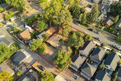 720 NW Ogden Avenue, Bend, OR 97703 - Photo 1
