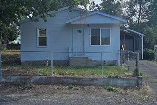 4230 Frieda Ave, Klamath Falls, OR 97603 - Photo 1