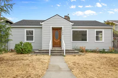 709 W Jackson Street, Medford, OR 97501 - Photo 1