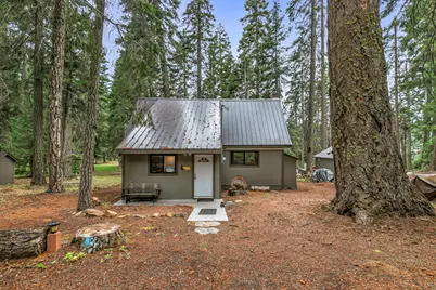 6000 E Hyatt Lake Road, Ashland, OR 97520 - Photo 1