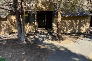 1830 Redtail Hawk Dr, Redmond, OR 97756 - Photo 1