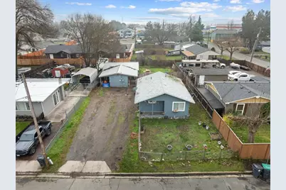 154 De Hague Street, Medford, OR 97501 - Photo 1