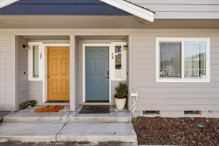 2030 Brookhurst St, Medford, OR 97504 - Photo 1