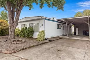 2252 Table Rock Rd, Medford, OR 97501 - Photo 1