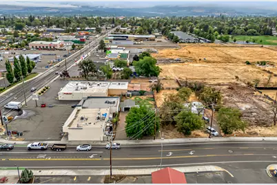 45 Lozier Lane, Medford, OR 97501 - Photo 1