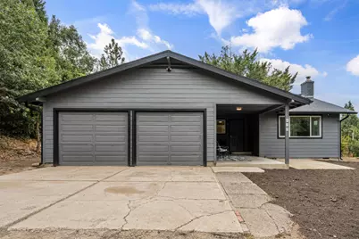 625 Kellogg Street, Gold Hill, OR 97525 - Photo 1