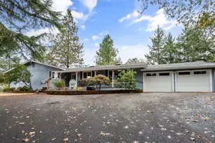 259 Tina Way, Grants Pass, OR 97526 - Photo 1
