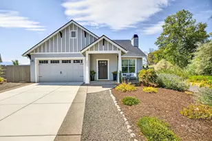 3804 Arena Dr, Medford, OR 97504 - Photo 1