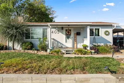 405 N 9th Street, Central Point, OR 97502 - Photo 1