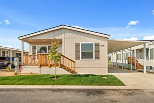 300 Luman Rd, Phoenix, OR 97535 - Photo 1