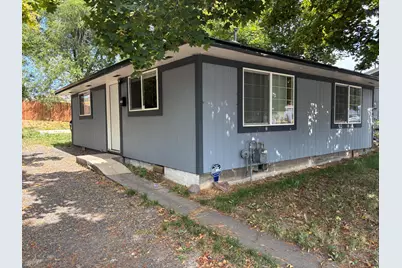 2325 Home Avenue, Klamath Falls, OR 97601 - Photo 1