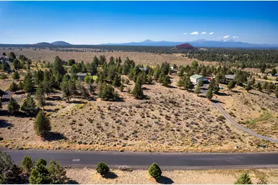22535 Calgary Drive, Bend, OR 97702 - Photo 1