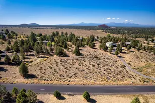 22535 Calgary Dr, Bend, OR 97702 - Photo 1
