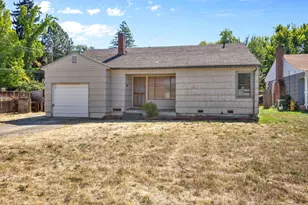 607 Catherine St, Medford, OR 97501 - Photo 1
