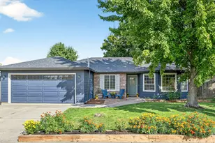 2055 Terrel Dr, Medford, OR 97501 - Photo 1