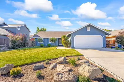 1942 NW Jackpine Place, Redmond, OR 97756 - Photo 1