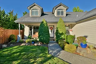 389 Leandra Ln, Eagle Point, OR 97524 - Photo 1