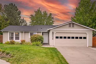 3036 NE Royal Ct, Bend, OR 97701 - Photo 1