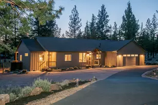 70255 Mustang Dr, Sisters, OR 97759 - Photo 1